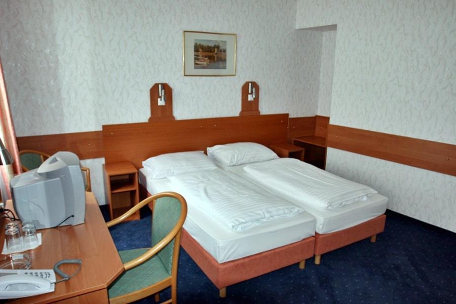 Hotel Terminus Вена Экстерьер фото