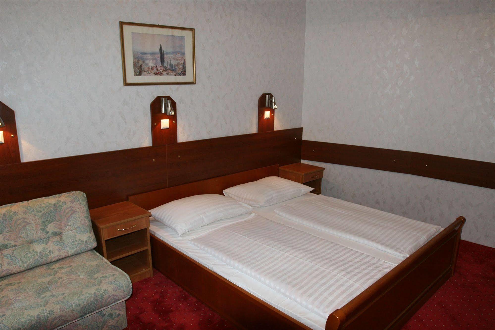 Hotel Terminus Вена Экстерьер фото